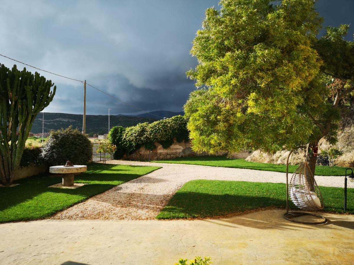Luxury Home Bosa Marina ,Oristano Exterior photo